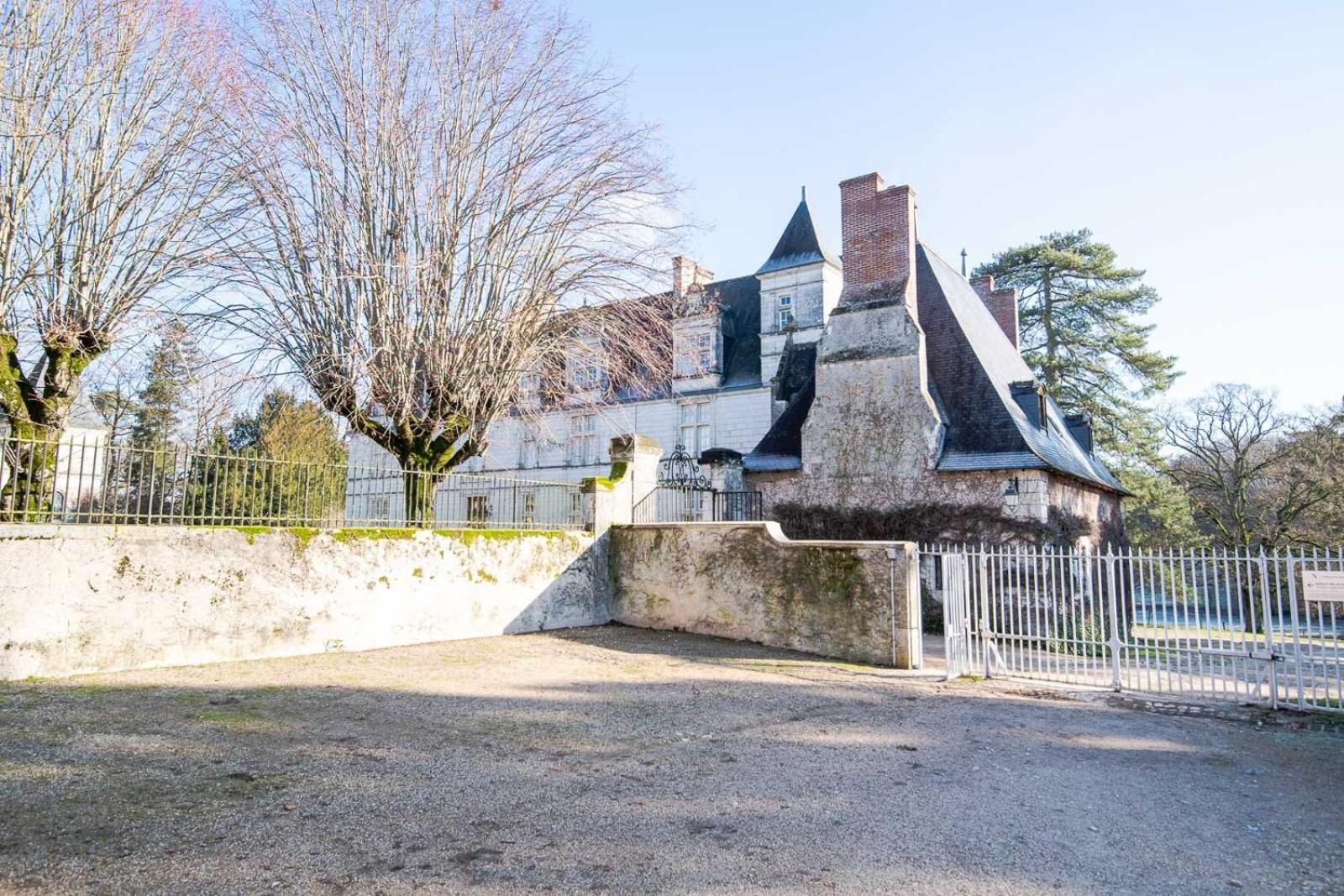 16Th Century Hunting Lodge - Chateau De Nitray Athee-sur-Cher Ngoại thất bức ảnh